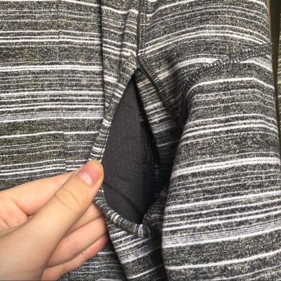 Lululemon Athletica Striped Pacesetter Pullover Jacket Size 6 - Picture 9 of 16